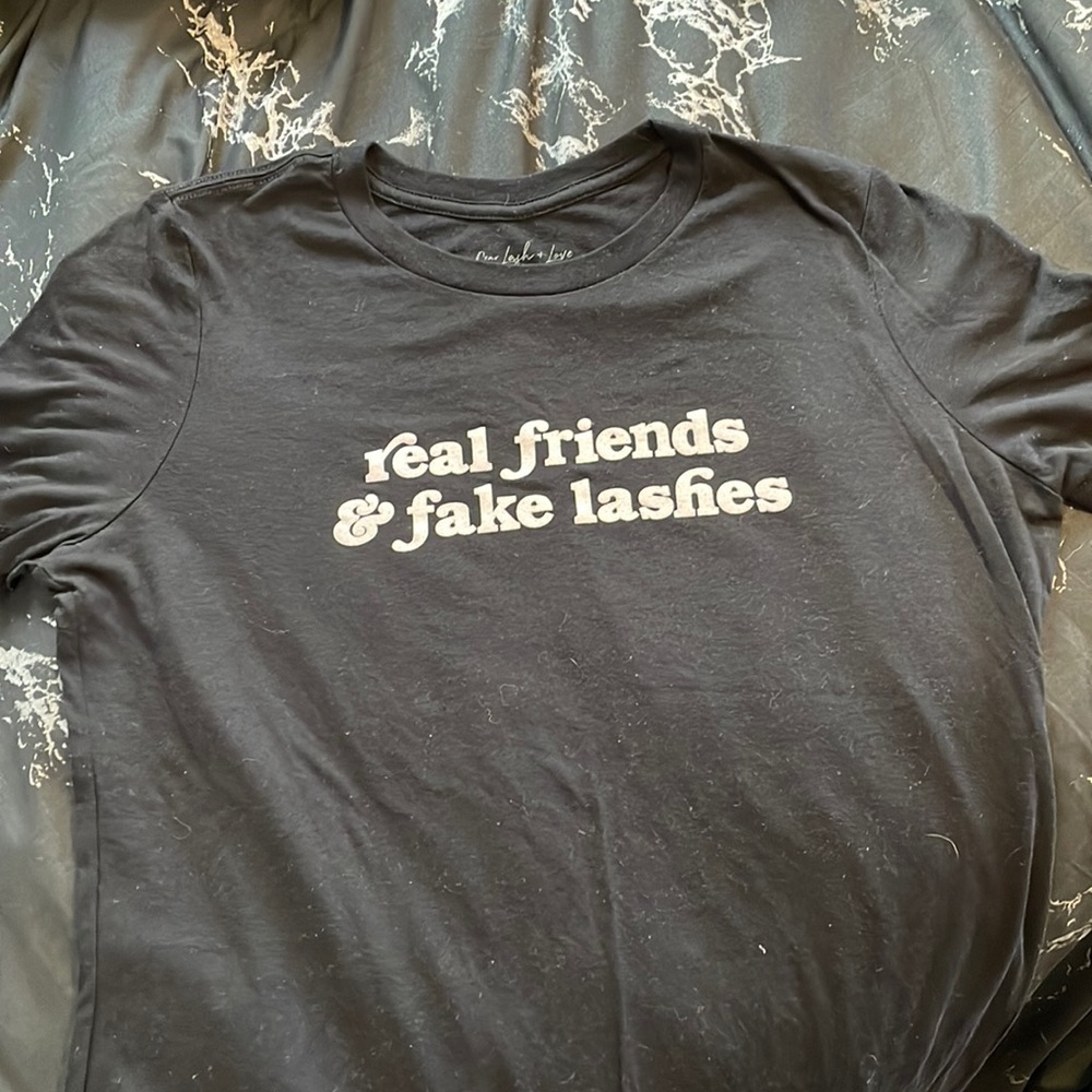 Dear lash and love tee